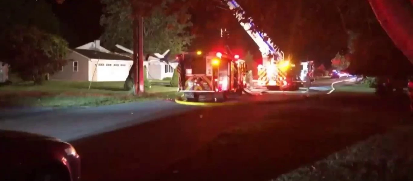 Κονέκτικατ: Αεροπλάνο συνετρίβη πάνω σε σπίτι (βίντεο)